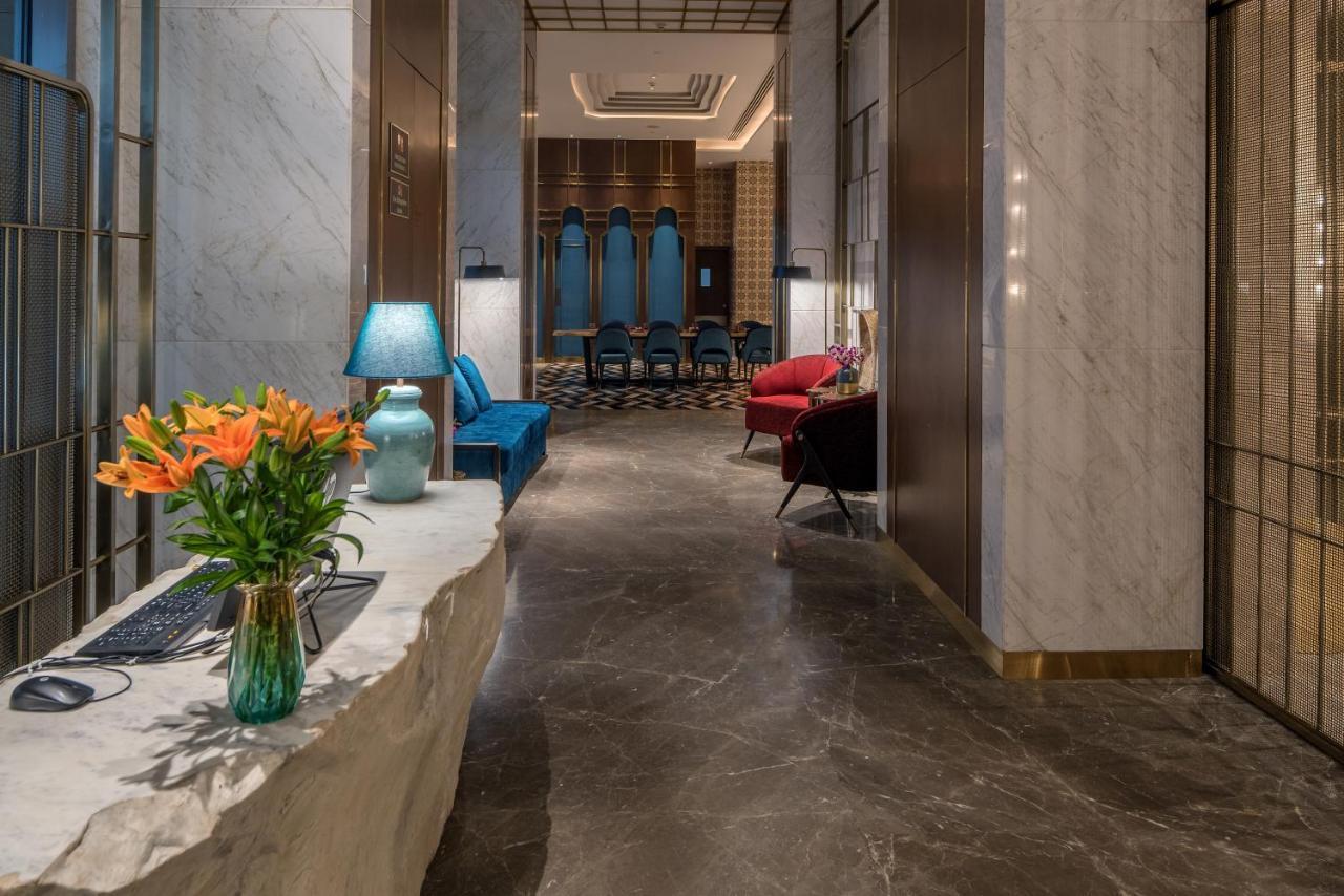 Radisson Blu Hotel & Spa, Nashik Extérieur photo