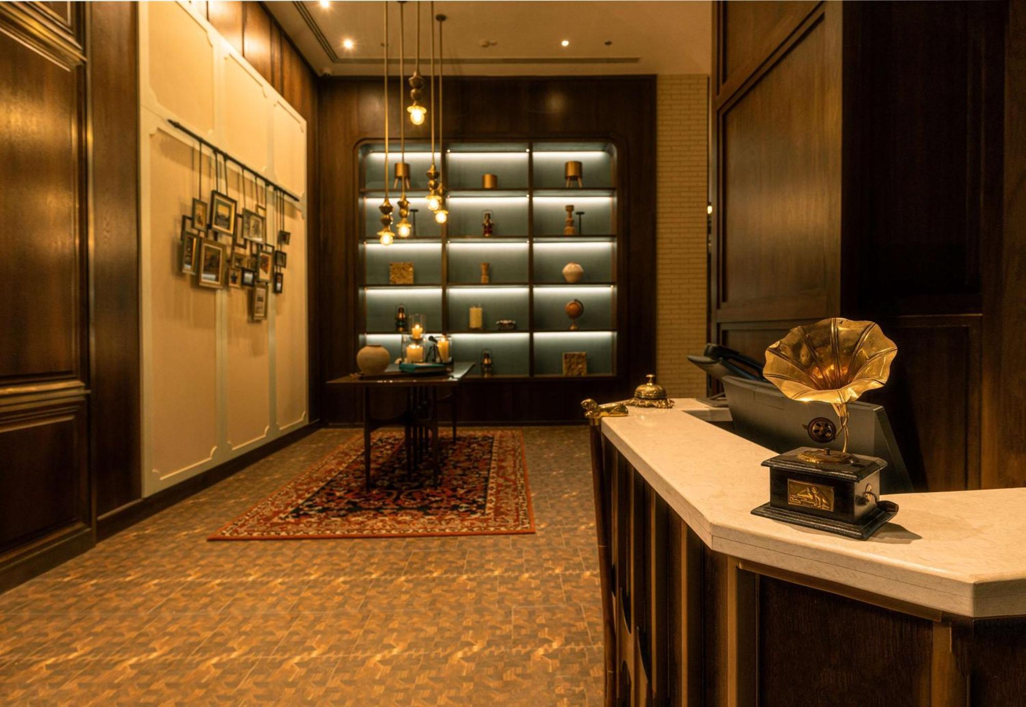 Radisson Blu Hotel & Spa, Nashik Extérieur photo
